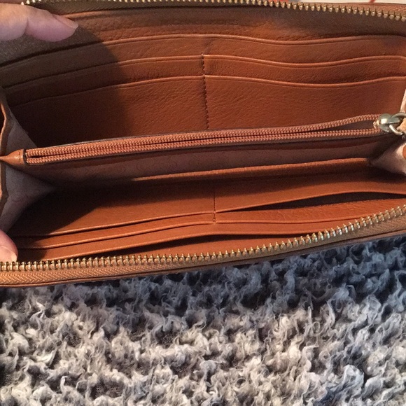 MK wallet(brown leather) - Picture 2 of 8